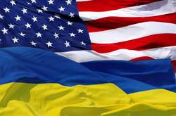 США знайшли метод спілкування з новою українською владою