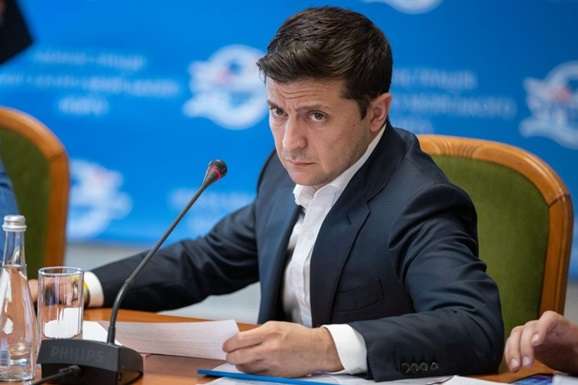 Зеленский дал краткое резюме для каждого из кандидатов: Андрея Анрейчекова, Татьяны Петракевич, Ольги Квасницкой, Максима Куцого, Максима Болдина - Зеленский решил посоветываться на Facebook относительно главы Одесской ОГА