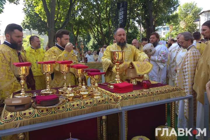 Українська православна церква відзначає Хрещення Русі (фото)