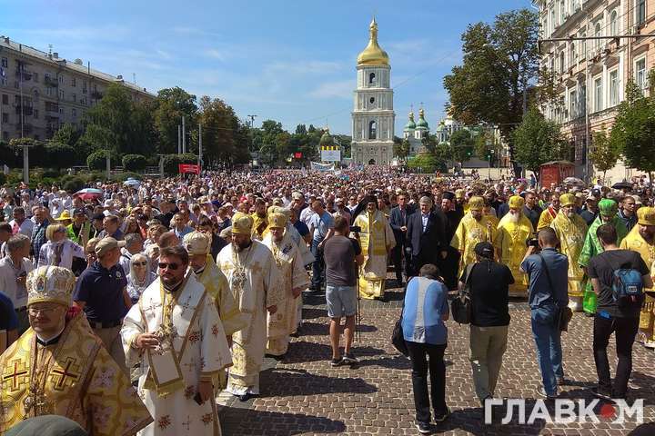 Поліція нарахувала 15 тис. учасників Хресного ходу Православної церкви України