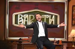 Мягкий диван и инвалидная коляска: Сергей Притула появился на съемках нового сезона «Вар’яти-шоу» 