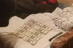 Слідчий поліції підозрюється у викрадення $5 тис. речових доказів