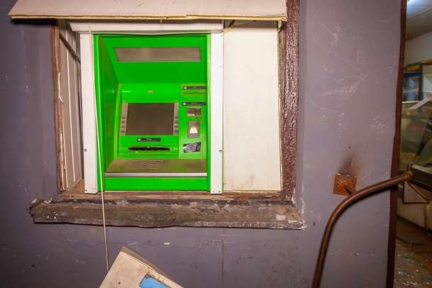 Вночі у Дніпрі підірвали банкомат і вкрали гроші