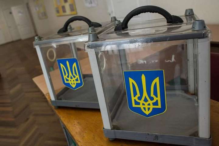 Підсумки дострокових виборів: за кого голосувало українське село