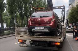 Евакуація автомобіля з бульвару Тараса Шевченка