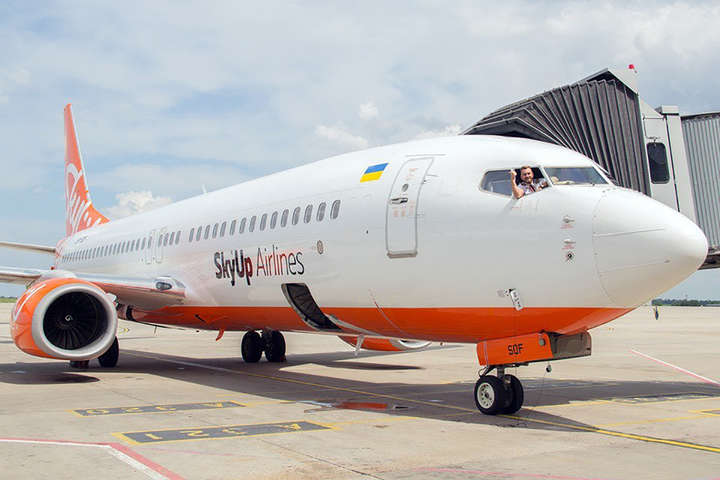 SkyUp у жовтні відкриє три рейси до Чехії