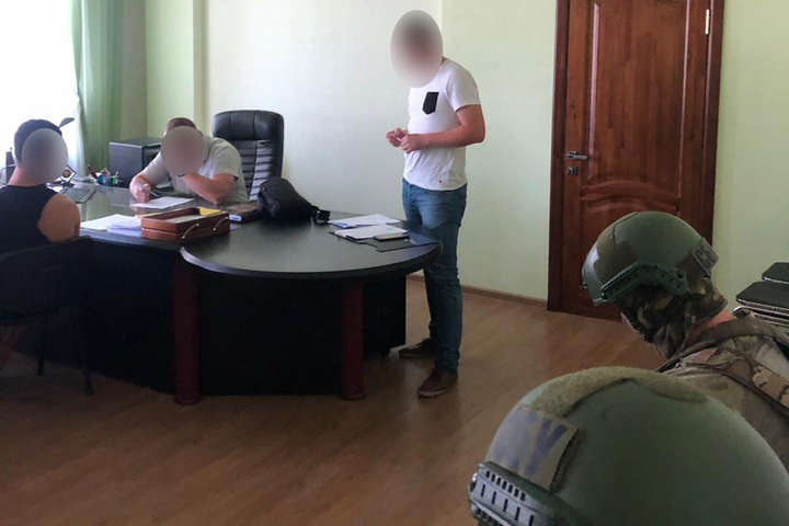 ДБР проводить обшуки в прокуратурі на Дніпропетровщині