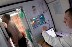 Пересувний цифровий флюорограф працює на вулицях Києва