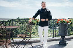 Эктор Хименес-Браво станет ведущим утреннего шоу 