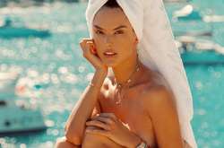 Короткая стрижка и пиджак на голое тело: Алессандра Амбросио снялась в пикантном фотосете