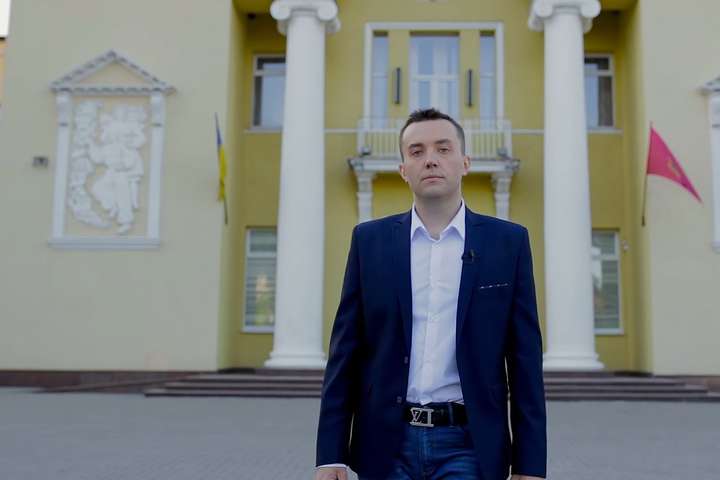 ЦВК визнала весільного фотографа та мера Мелітополя обраними депутатами