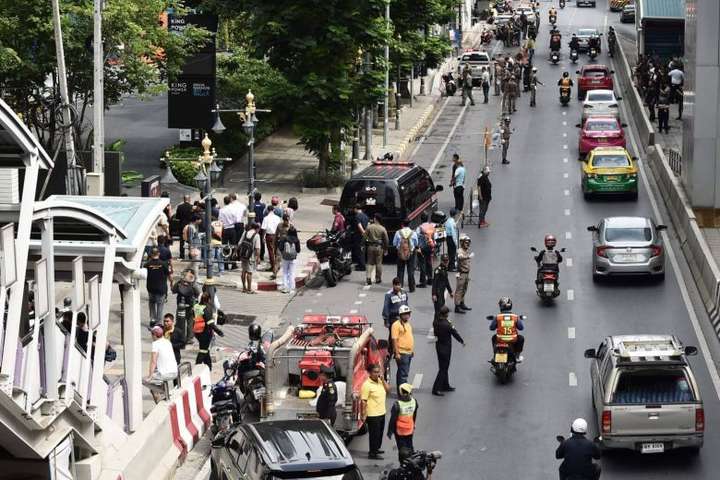 У Бангкоку прогриміли кілька вибухів: є поранені
