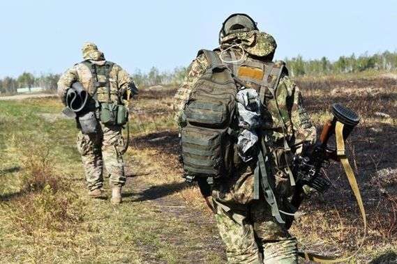 Бойовики порушили перемир'я на Донбасі, є поранений