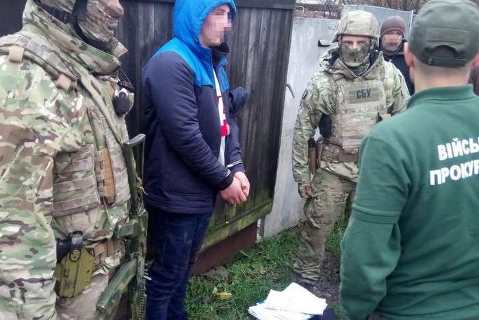 На Житомирщині за збут вибухівки засуджено двох колишніх військових (фото)