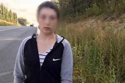 Поліція знайшла матір, яка місяць тому викинула свою дитину в валізі