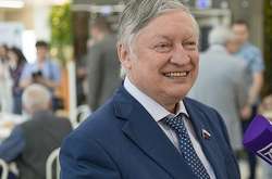 Анатолій Карпов