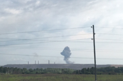 У Росії горить і вибухає військова частина, людей із сусідніх сіл евакуюють 