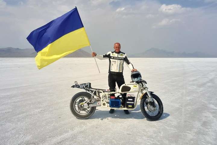 Український мотогонщик Малик готується побити світовий рекорд швидкості (відео)