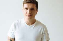 Маме Анатолия Анатолича не нравятся татуировки сына 