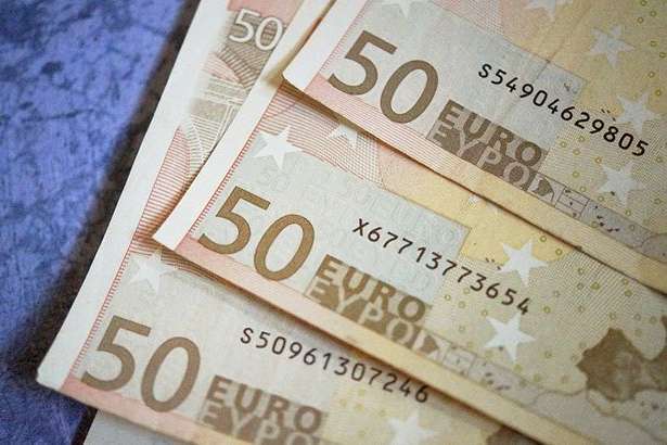 Национальный банк резко поднял курс евро