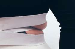 Жирок в тренде: бразильский дизайнер выпустила одежду, подчеркивающую складки на теле