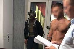 Були проведені обшуки за місцем проживання учасників угруповання