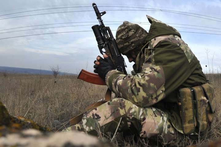 Боевики на Донбассе убили четырех украинских военных