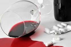 Зловмисники пригостили жінку алкогольним напоєм, у який непомітно додали сильнодіючі лікарські речовини