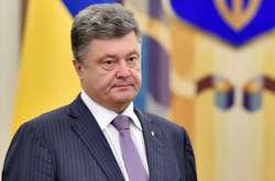 У «Європейській солідарності» заявили, що Порошенко завжди перетинає державний кордон згідно з законом