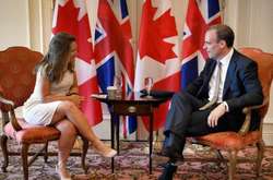 Глави МЗС Канади та Британії обговорили ситуацію в Україні 
