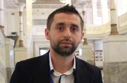  Майбутній депутат, підприємець, громадський діяч та волонтер Давид Арахамія. 