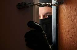 У харьковчанки украли почти 4 млн грн