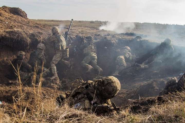 За добу добу бойовики 10 разів обстріляли позиції Об'єднаних сил на Донбасі