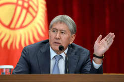  62-річного Алмазбека Атамбаєва намагалися затримати силовики 