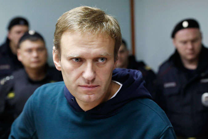У Росії заблокували рахунки штабів Навального та його Фонду