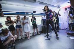 Украинский рок-рекорд: Epolets исполнили песню на скорости 140 км/ч