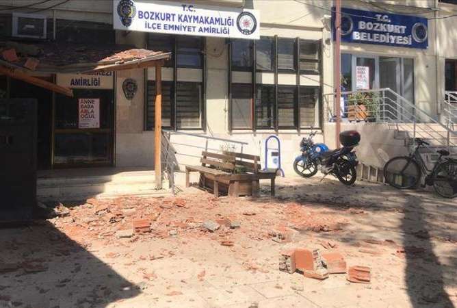 Кількість постраждалих від землетрусу у Туреччині зросла до 30 осіб