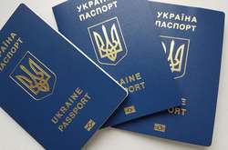 В Днепре 32 иностранных студента-медика пришли на экзамен с поддельными паспортами