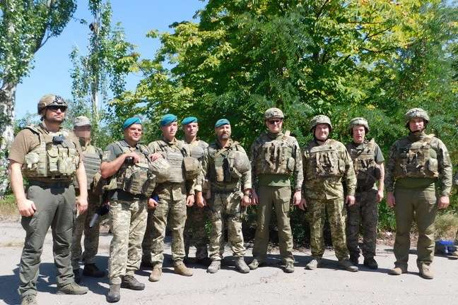 Баканов побував в зоні ООС на Донбасі