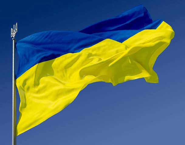 В аннексированном Крыму подняли украинский флаг (видео)