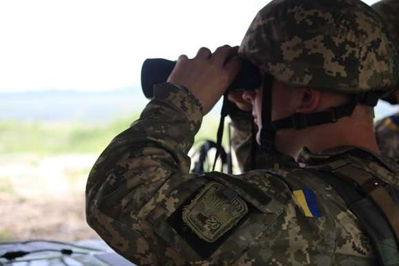 Російські бойовики годину обстрілювали позиції українців під Лебединським