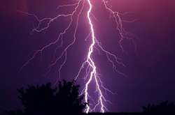 Від удару блискавки у Німеччині постраждали 15 футболістів