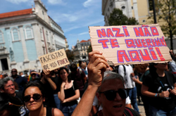 Міжнародний форум ультраправих партій в Португалії викликав масові протести у столиці