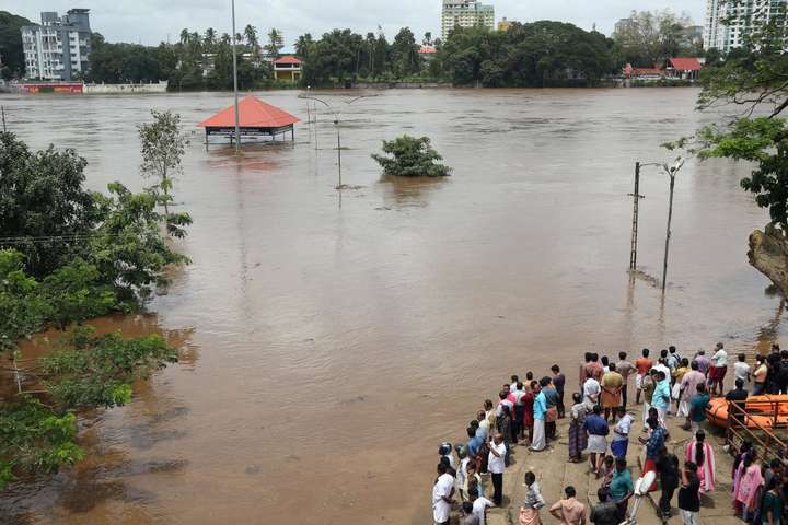 На півдні Індії через повінь загинули 93 людини