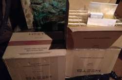 Під час обшуку судна в Херсоні прикордонники знайшли понад тисячу пачок сигарет