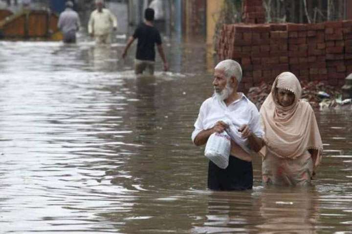 У Пакистані жертвами мусонів стали понад 160 людей