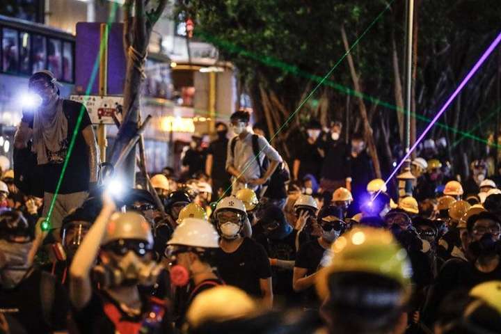 Протести у Гонконзі: поліція арештувала 149 осіб