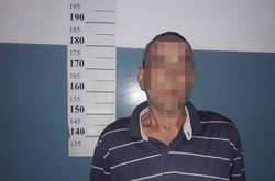 У Києві власник квартири вдарив ножем орендаря 