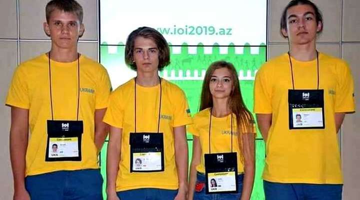 Українські школярі - серед найкращих програмістів світу