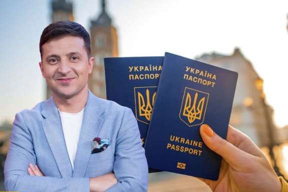 Зеленський спростив надання громадянства України росіянам